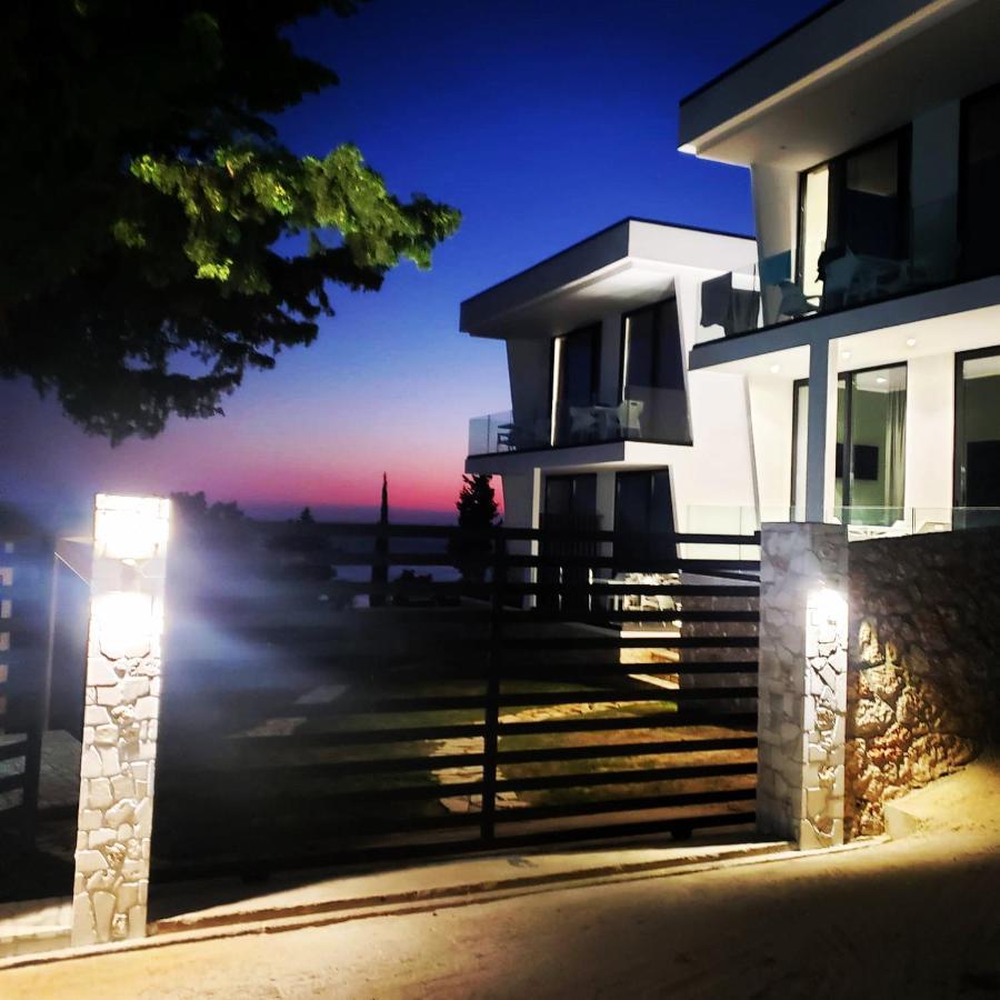 Summer Wine Boutique Hotel Dhërmi エクステリア 写真