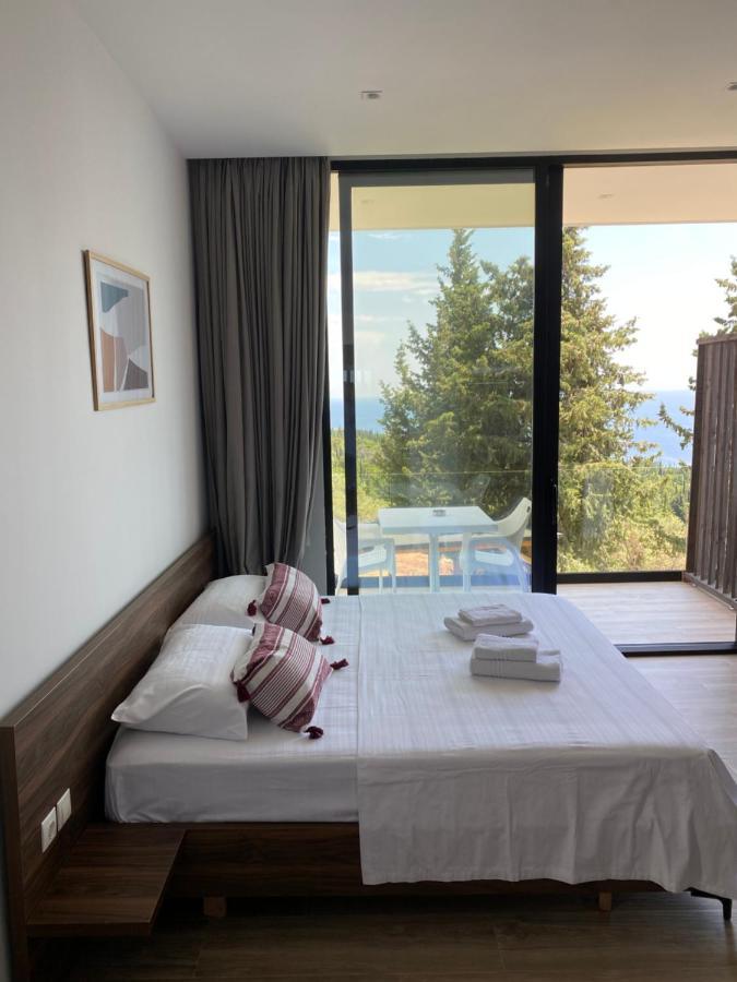 Summer Wine Boutique Hotel Dhërmi エクステリア 写真